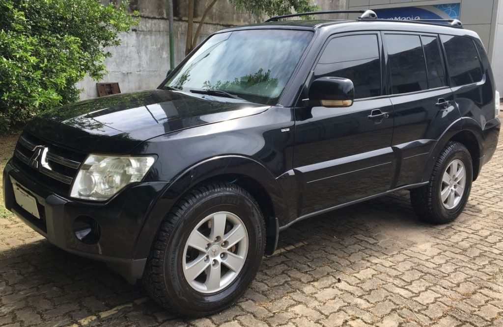 Pajero Full Preta 4x4